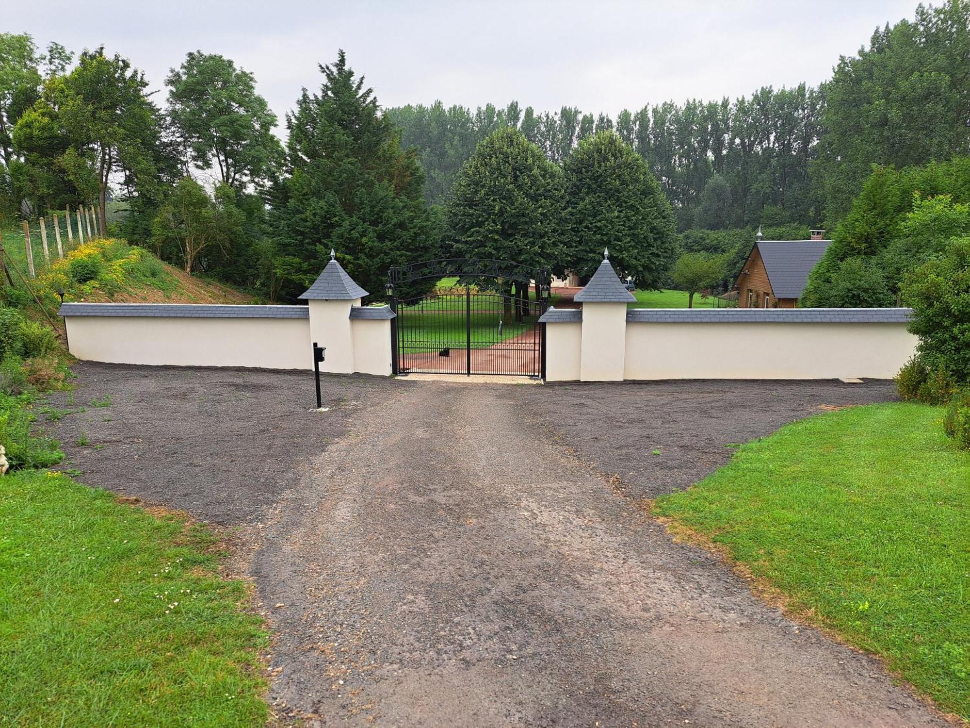 Adorable Maison D'Hotes Bordee D'Etangs Au Calme. Grandcourt  Exterior photo